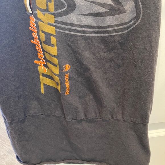 Anaheim Ducks women's Tank Size Small Gray, Yellow, Orange,White Reebok brand - Picture 4 of 9